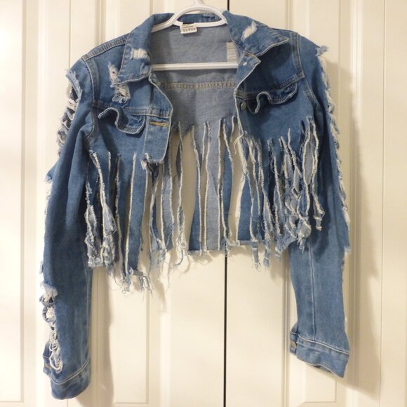 SHEIN super distressed and frayed cropped denim jacket - Picture 1 of 9
